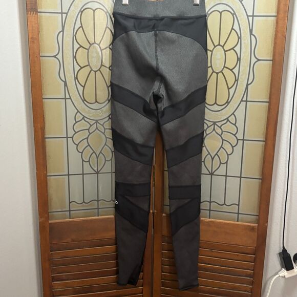 Alo Yoga High Waisted Level Up Leggings Size XXS - Picture 3 of 11